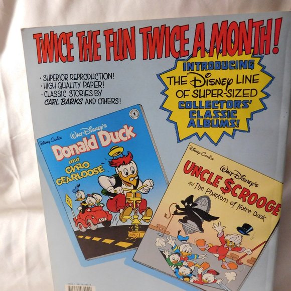 Walt Disney's Uncle Scrooge Phantom of Notre Duck Disney Comics - Picture 6 of 6